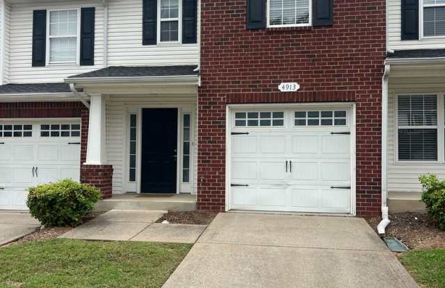 CONVIENT... TOWNHOME 2 BEDROOM 2.5 BATH photos photos