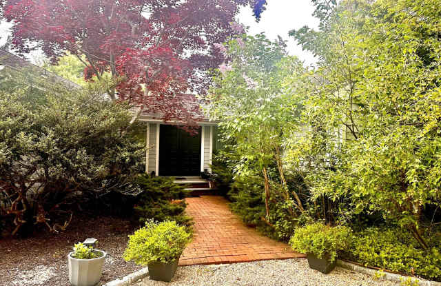 143 Montauk Highway Gallery 4