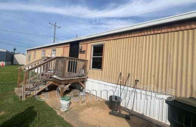 1957 Cloverdale Cir - 1957 Cloverdale Circle, Gastonia, NC 28052