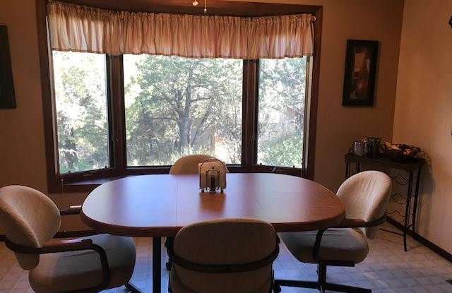 3132 W Crestview Drive Gallery 4