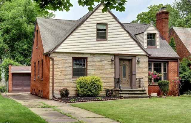 19132 Coffinberry Blvd Gallery 2