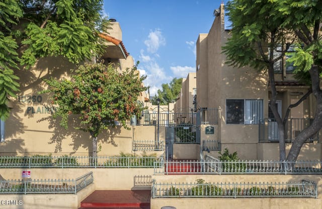 10260 Plainview Avenue - 10260 Plainview Avenue, Los Angeles, CA 91042