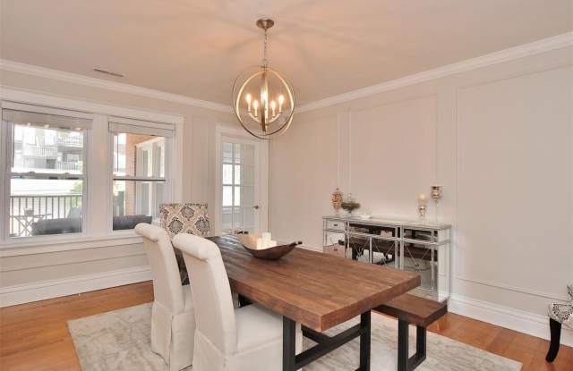6252 Rosebury Gallery 4