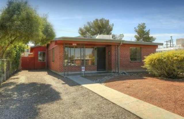 832 E Lester St - 832 East Lester Street, Tucson, AZ 85719