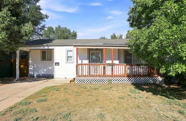 $0 DEPOSIT OPTION! COZY 2 BED 1 BATH HOME WITH OFFICE IN VILLA PARK photos photos $0 DEPOSIT OPTION! COZY 2 BED 1 BATH HOME WITH OFFICE IN VILLA PARK photos photos