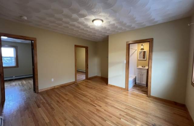 132 Hall Street - 132 Hall Street, Fall River, MA 02724