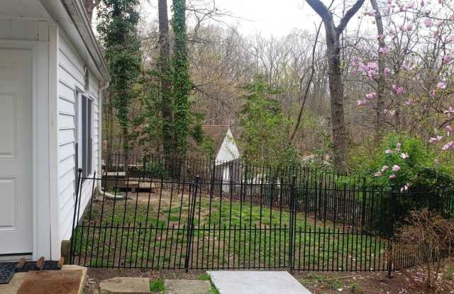 7713 HENRY PLACE Gallery 3