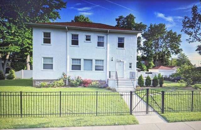 471 Webster Avenue photos photos