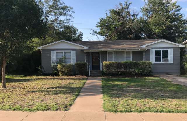 Pre Leasing for Fall 2026! 4/2 in Medical District! photos photos