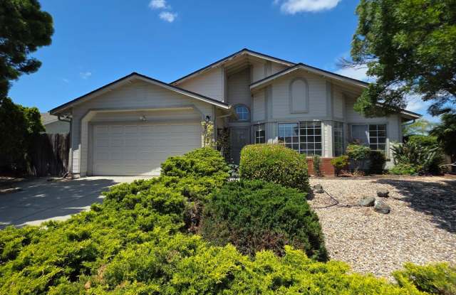 3bd/2ba Single Story, Fresh Updates, Huge Backyard photos photos