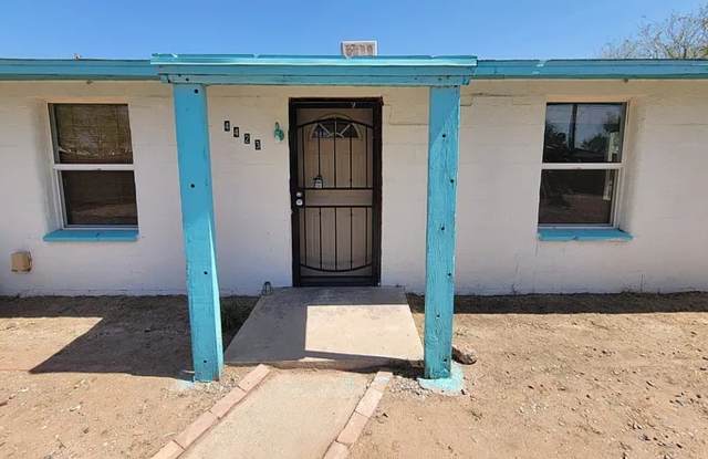 2 Bedroom Home in Central Tucson on Extra Large Lot Gallery 3