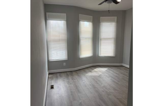 1920 Harlem Ave Gallery 3