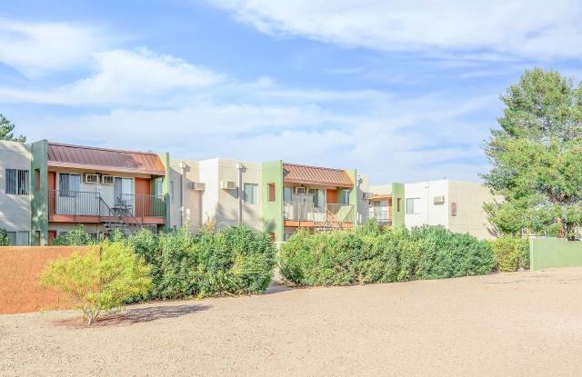 Sunset Vista Apartments Gallery 1