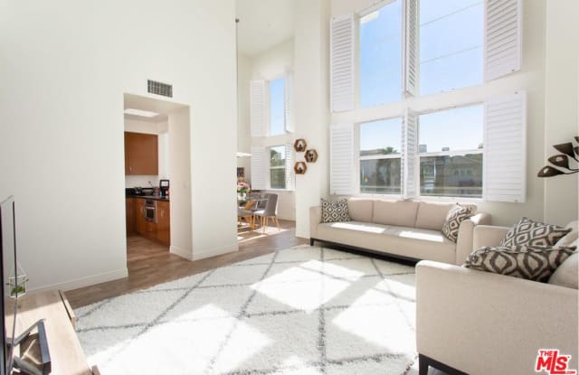 7100 PLAYA VISTA Drive - 7100 Playa Vista Dr, Los Angeles, CA 90094