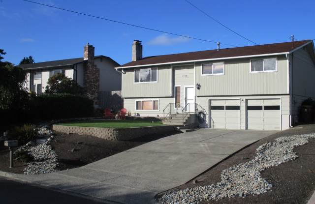 1728 N Harmon Street - 1728 North Harmon Street, Tacoma, WA 98406