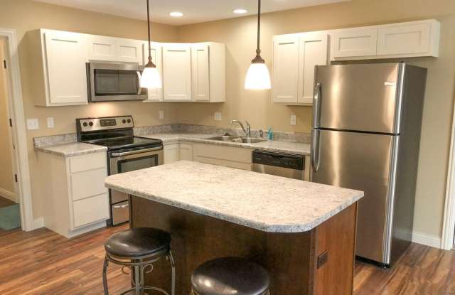 Like-New Ranch Home — 3 Bed / 2 Bath in Forest Ridge (Columbia, MO) Gallery 4