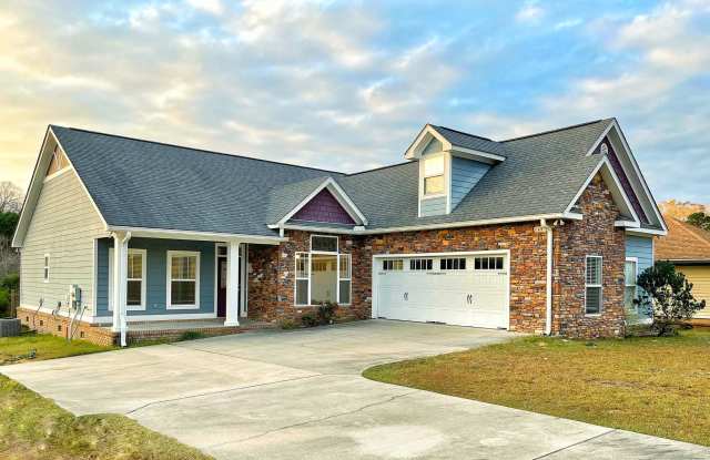 749 Pine Avenue photos photos