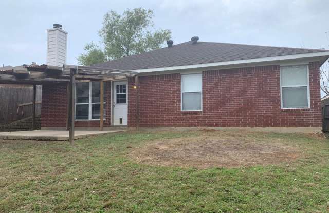 1528 Creekstone Court Gallery 3
