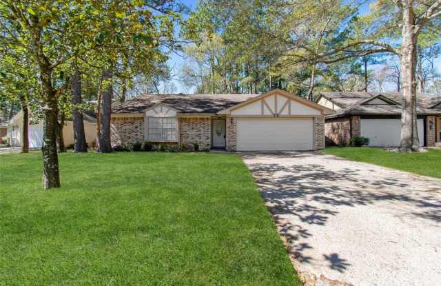 75 Fallshire Drive - 75 Fallshire Drive, The Woodlands, TX 77381