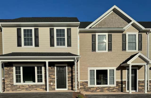 *LIKE NEW!* 3BR/2.5BA Townhouse in Crescent Ridge! photos photos