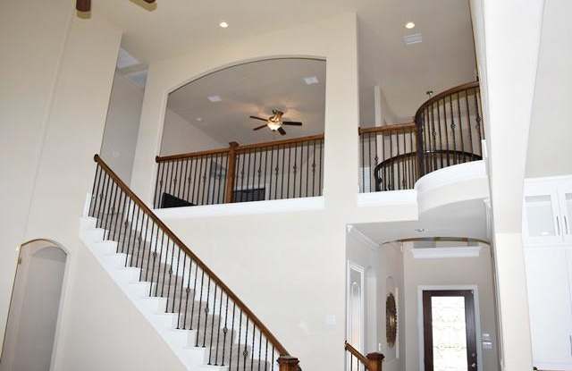 7025 Benjamin Way Gallery 4