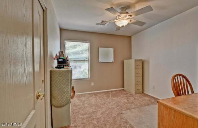 2329 W WHITE FEATHER Lane Gallery 2
