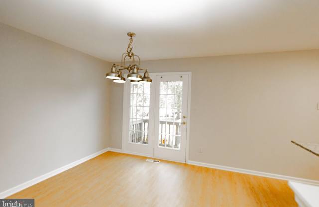 10327 OCONNELL Court Gallery 3