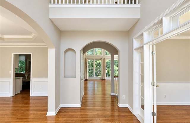 2875 Olde Town Park Drive Gallery 2