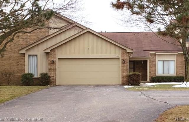 513 TENNYSON - 513 Tennyson, Rochester Hills, MI 48307