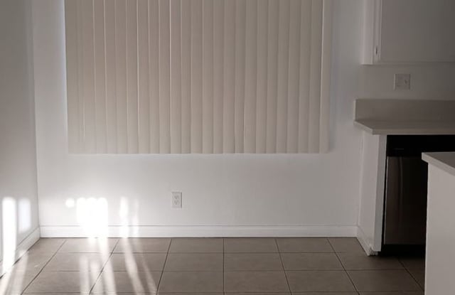 Whitsett - 107 Gallery 2