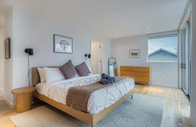 Luxury Flatirons View Retreat w/ Rooftop Deck Gallery 4
