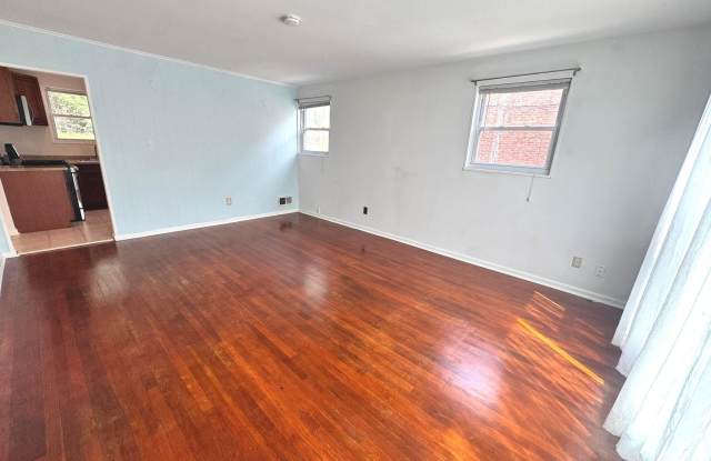 12114 DALEWOOD Drive Gallery 3