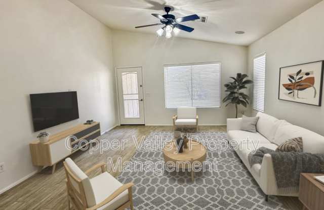 2326 West Gambit Trail Gallery 4