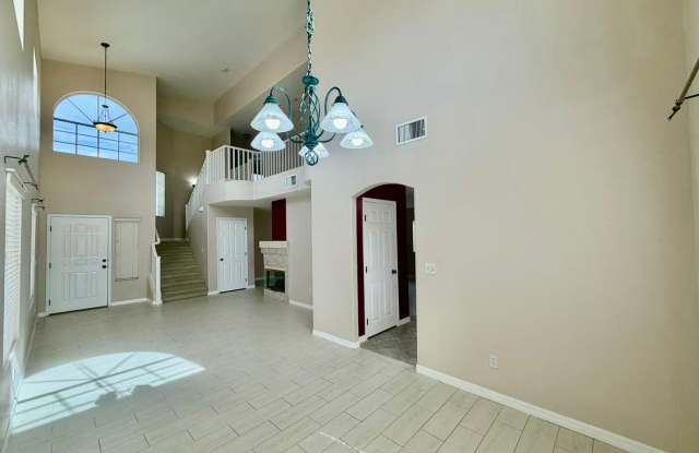 Beautifully remodeled 3-bedroom, 2.5-bathroom home Gallery 4