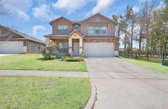 132 Fairmeade Drive - 132 Fairmeade Drive, Terrell, TX 75160