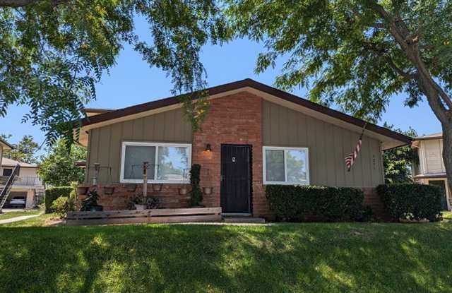 2 Bedroom-1 Bathroom Condo in Santee (Trash  Sewer included) photos photos