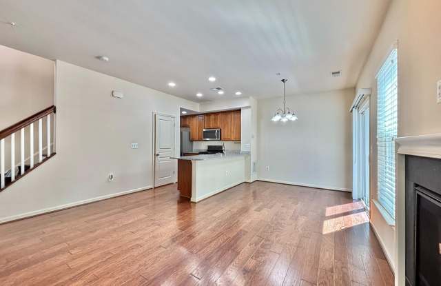 1599 RENATE Drive Gallery 4