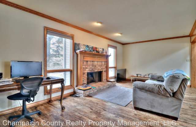 5316 Trautlake Dr. S. Gallery 4