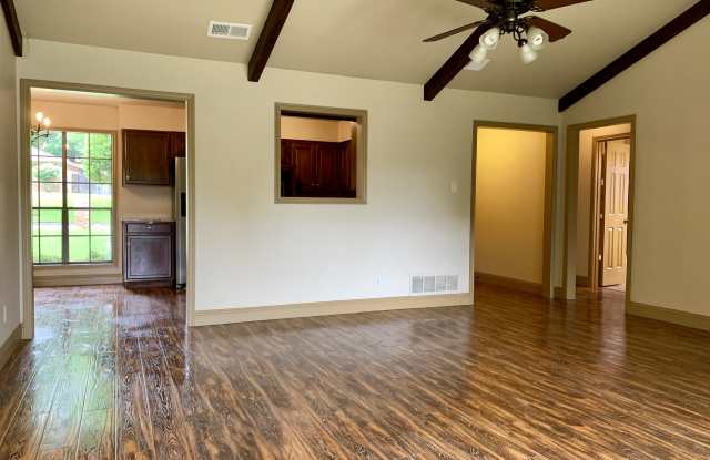 2819 Cripple Creek Trail Gallery 4