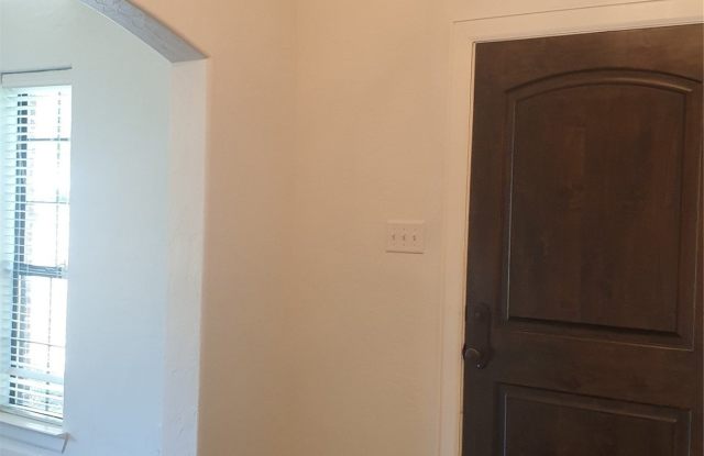 2700 Taft Boulevard Gallery 3