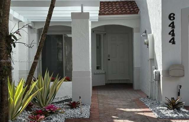 6444 NW 109th Ave - 6444 Northwest 109th Avenue, Doral, FL 33178