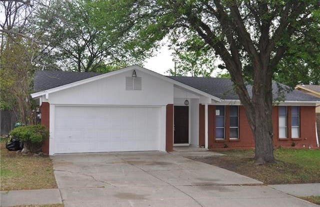 6908 Yorkston Street - 6908 Yorkston Street, Watauga, TX 76148
