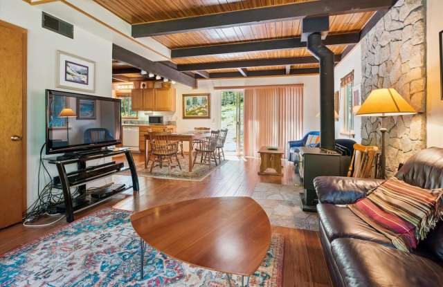 Alpine Meadows 3 Bedroom ski lease on Mineral Springs photos photos