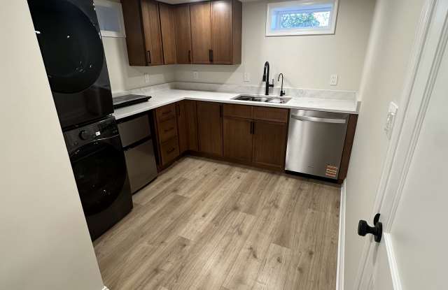 7400 Elmwood Drive photos photos