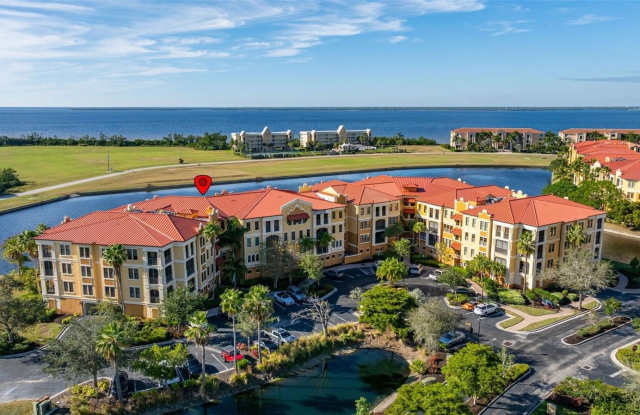 99 VIVANTE BOULEVARD photos photos