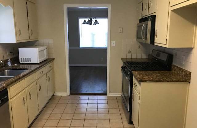 4569 Redwood Drive Gallery 2