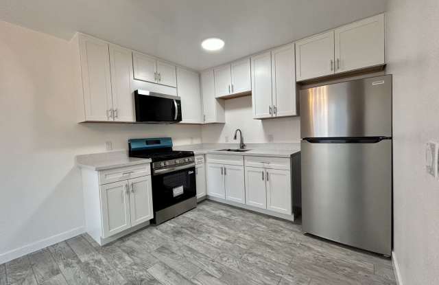 AVAILABLE NOW!! NEWLY REMODELED 2 Bedroom 2 Bathroom Apartment in Palm Springs! photos photos