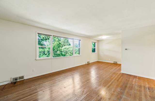 4312 3rd Avenue Northwest Gallery 4