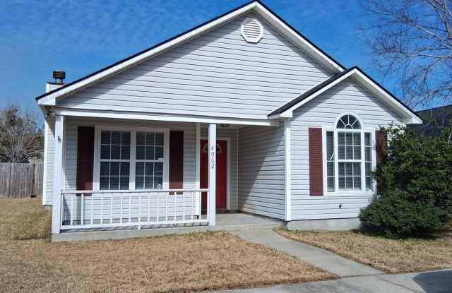 3 Bedroom/2 Bath home in Valdosta - 4062 Chadwyck Drive, Valdosta, GA 31605