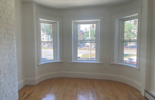 Nicely renovated 2 bed for August 1. photos photos